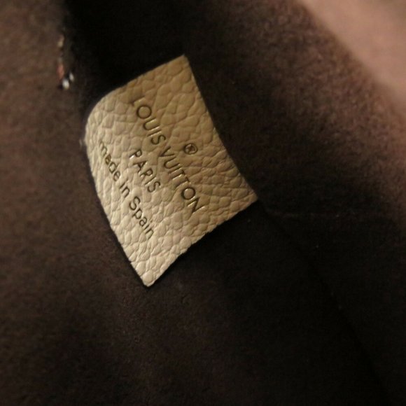 LOUIS VUITTON Neverfull Pouch Monogram Empreinte Crème LV 0197 ⭐ - Picture 6 of 6